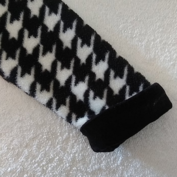 Jillion's Closet  Hounds Tooth Valor Fleece Jacket - Picture 3 of 15